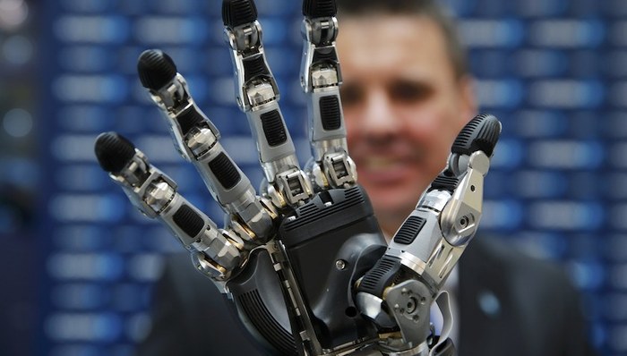 蓝卡,技术人才,高技术,大学毕业生,数学,医学领域,自然科学,难民