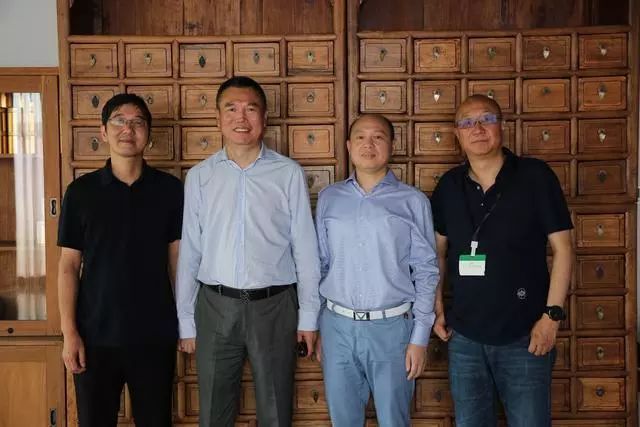 新升贷分公司成失信人，放贷利率近90%砍头息20%，万通冯仑曾考察