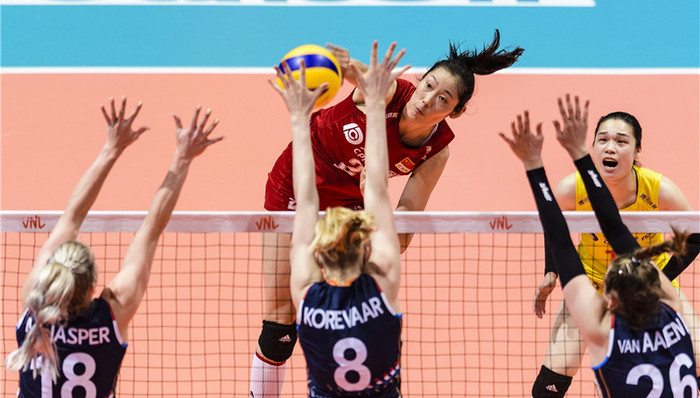 【体育早报】欧国联C罗戴帽葡萄牙晋级 朱婷18分中国女排胜荷兰