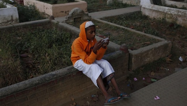 在线死亡与云哀悼：社交媒体该如何处理逝者信息？