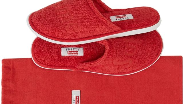 Supreme 推出酒店拖鞋？灵感或许来自 Justin Bieber