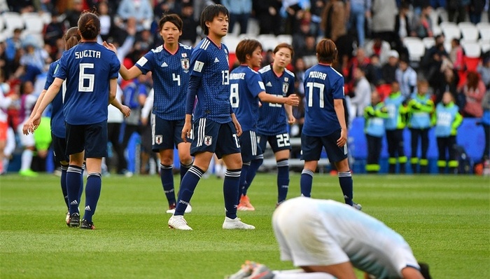 世界杯首战爆冷失分，但日本女足年轻化改革成效显现
