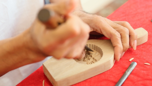 非遗体验式旅行正流行，Airbnb做文化推手