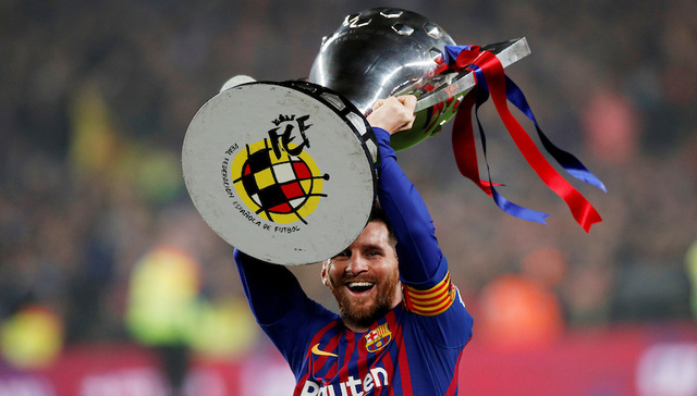 福布斯运动员收入榜足坛包揽前三，梅西1.27亿美元力压C罗