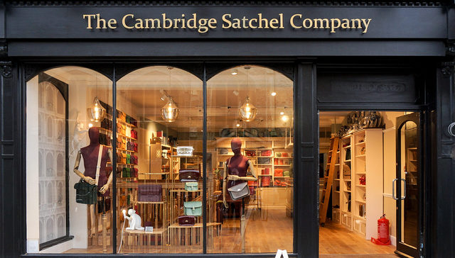 英国剑桥包连续四年亏损，准备吞下中国市场这颗灵药