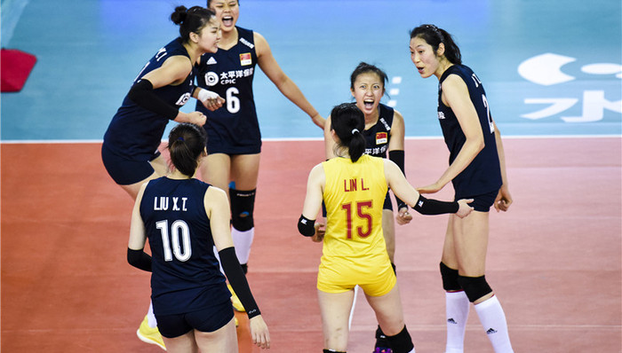 【体育早报】女足世界杯中国小胜南非 世联赛中国女排0-3负美国