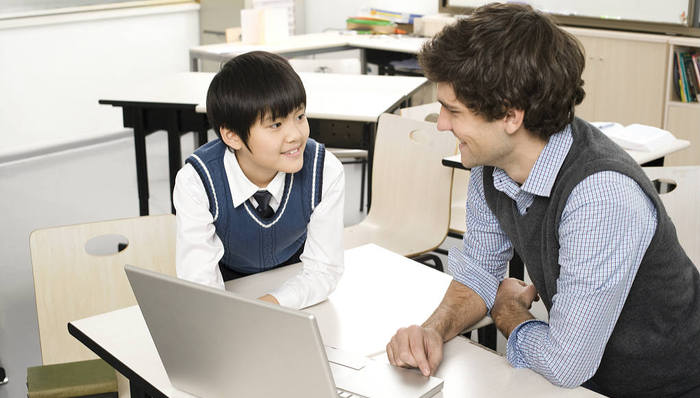 流利说,英语,中高考