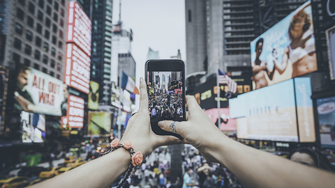 【特写】把一座城市变成“网红”