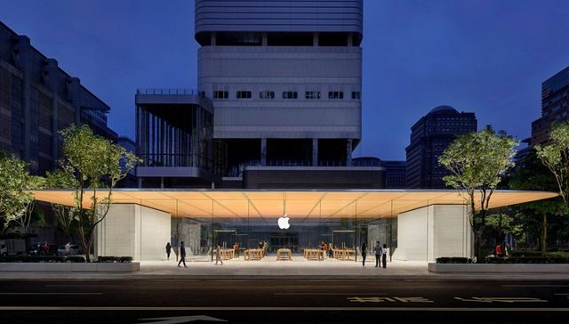 台北的第二家 APPLE STORE 开业了， 设计风格体现了苹果公司的最新设计理念
