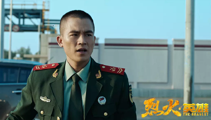 影讯 | 博纳推出“中国骄傲三部曲”：《烈火英雄》、《决胜时刻》、《中国机长》