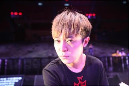 温柔狠人吴青峰