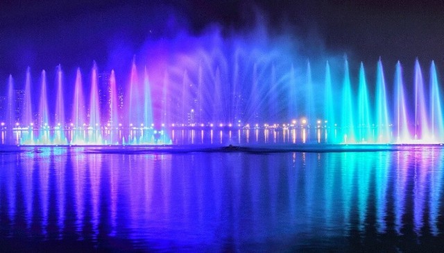 “张家口4000万水幕电影被层层转包”事件举报人再发文，称“受到威胁”