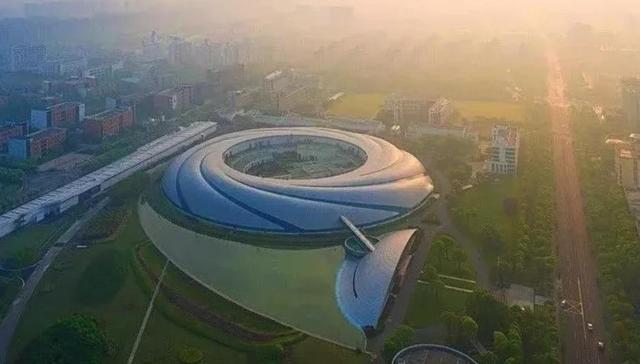 上海光源,改革开放,改革系统,上海博物馆,浦东发展,若干意见,上海发展,三个在于,四个放在,数据港