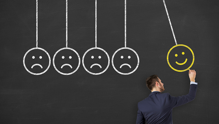 康得,ST,管理层,重锤,控股股东,证监局,股东利益,专项咨询协议,宝能系,罪状