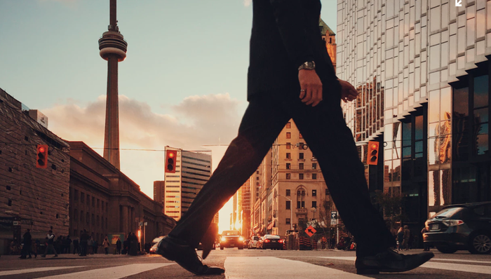 人的转型,保险营销员,深网,保险代理人,微商,AIG,乐视,HRD,亚细亚大楼,职业发展