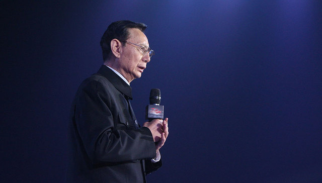 亿元融资拖累整个家族股权冻结，重庆首富尹明善的暮年危局