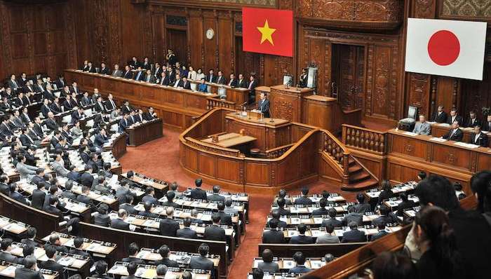 立宪,民主党,备战,修宪,日本国会选举