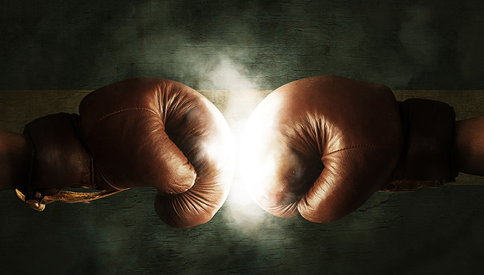 目击最狗血上市公司内斗：火力全开，蛋袭总裁，警方跨省抓人，两大高管遭立案