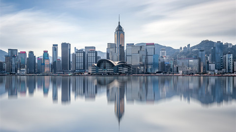 香港警方拘捕18人，涉冲击立法会等多项暴力事件