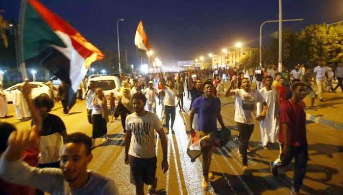 苏丹,军委会,政治派别,反对派领导人,政治变革,文官,主权,善意,僵局,立法委员会