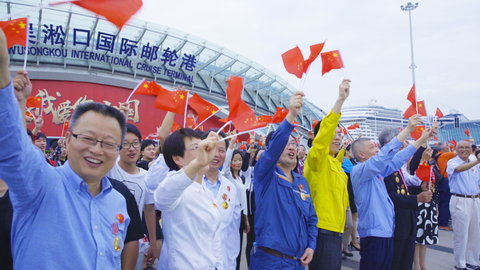 视频｜超燃！“东方之睛”千人快闪唱响赞歌