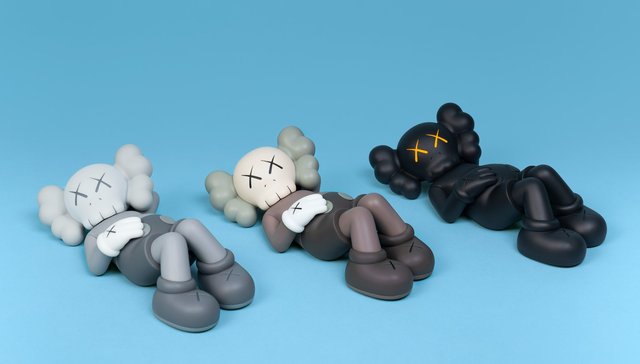 《KAWS：HOLIDAY》第四站日本，即将在富士山脚下揭幕
