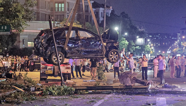 拖鞋,交通肇事案