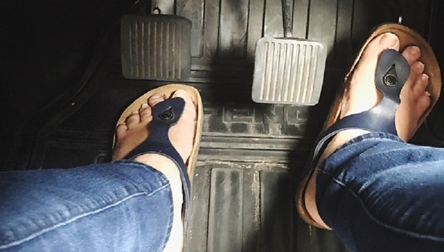 杭州穿拖鞋驾车致5死多伤案宣判，判例显示拖鞋、高跟鞋成“隐形杀手”