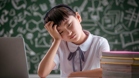 【深度】火拼直播课，在线教育能“烧”出未来吗？