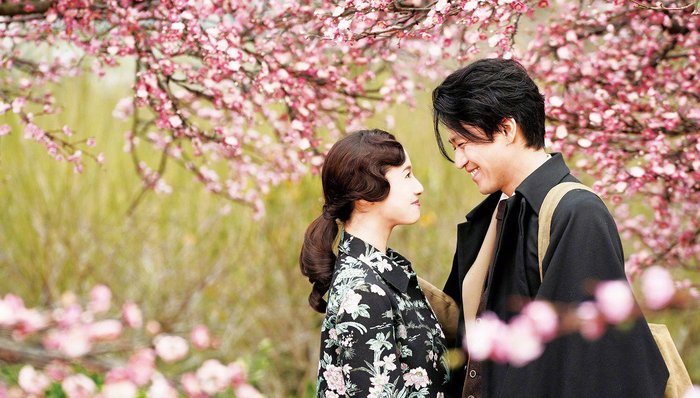 影讯|黄渤监制《风平浪静》杀青 《人间失格：太宰治和三个女人们》发新剧照