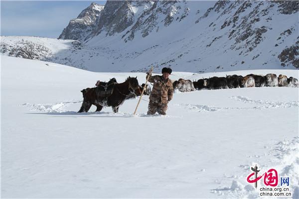努尔江,1983年,点家,看点,兵站,好人,看点人,冬窝子,哈萨克族,初心