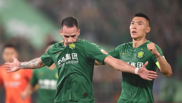 【体育早报】国安主场10连胜重回榜首 保罗交易无进展或暂时留队