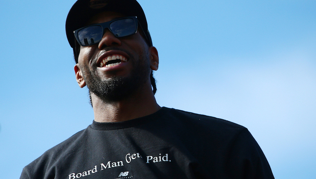 “大手掌”标识未定归属，耐克反诉伦纳德违规使用商标