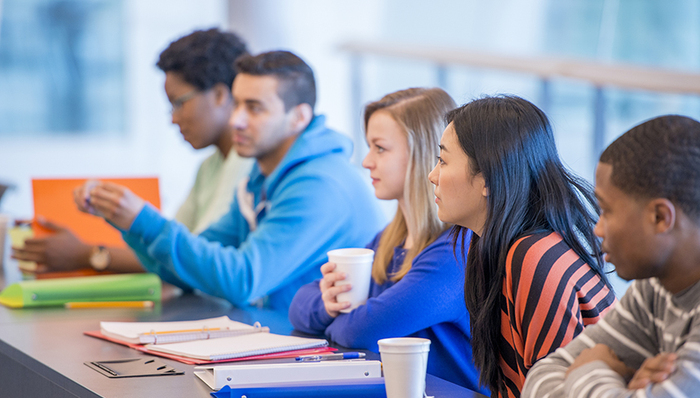 教育部：推进中外学生趋同化管理，对违规违纪留学生要严处