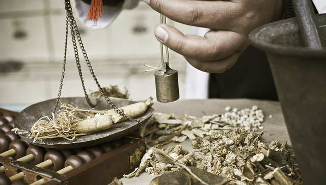 地方新闻精选| 陕西男子住院两个半月被开600公斤中药 四川女老师离职获赔15000枚硬币