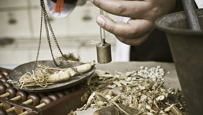 地方新闻精选| 陕西男子住院两个半月被开600公斤中药 四川女老师离职获赔15000枚硬币