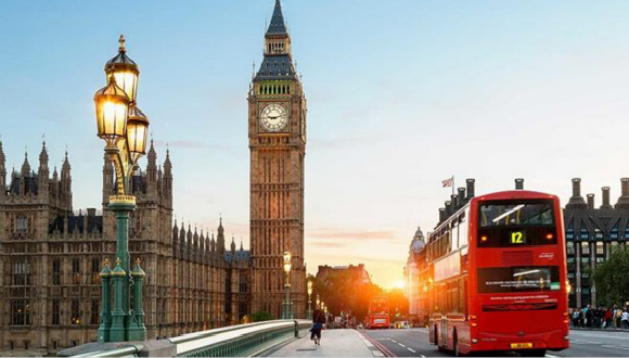 “英国王室”又开始带货了，这次是致优娟姗鲜牛奶