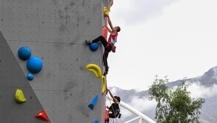 攀岩