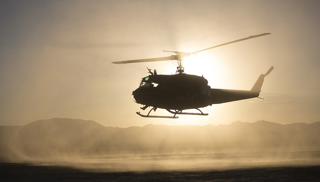 国防军工，光学镜头，油气