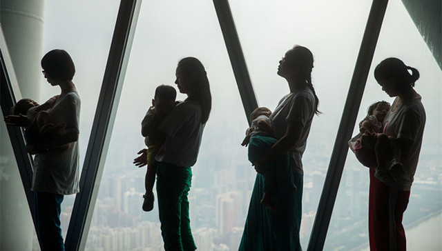 母乳喂养,养老金,快递业务量,钢铁铸造产能,电动汽车