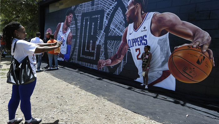 【体育晚报】卡塔尔承办足球世俱杯 快船新球馆预计2024年建成