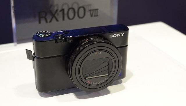 索尼发布新一代黑卡相机，强调运动拍摄和Vlog