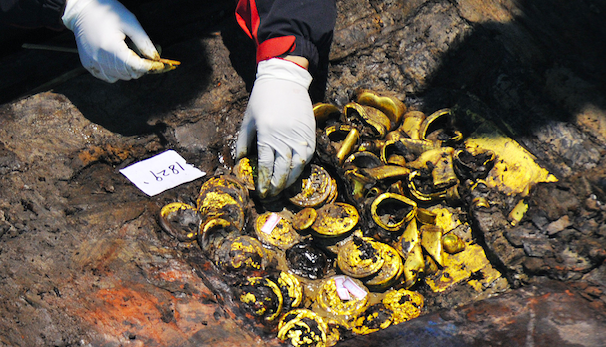 北大教授辛德勇：把海昏侯墓出土的黄金叫“马蹄金”很不妥