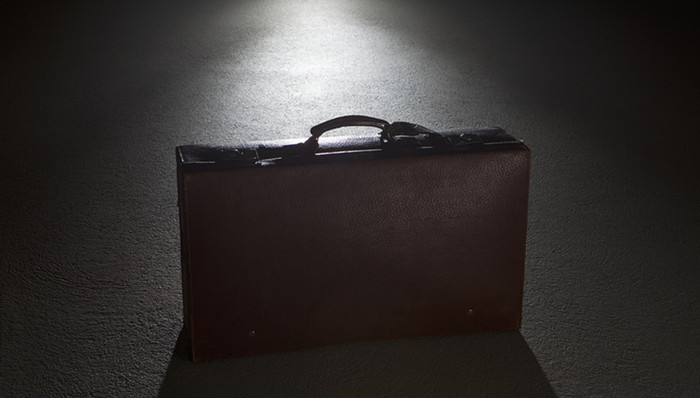 艾尼瓦尔·吐尔逊,新疆