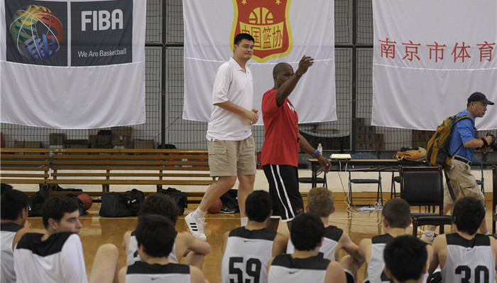 中国篮协菁英计划启动，四个“先吃螃蟹”的明日之星
