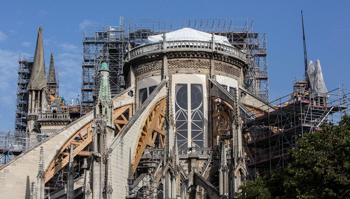 巴黎圣母院,火灾,铅