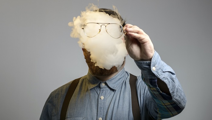 “笑气”成瘾屡现，但其仍未能列为管制品