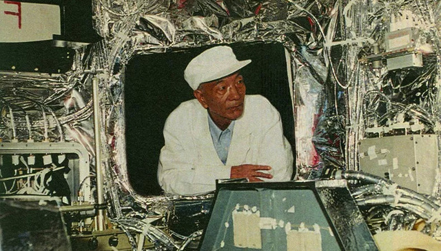 王希季,人物,白族,1950年,1980年,1983年,1975年,微生物培养,固体推进剂火箭,天线