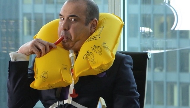 新西兰航空最新的安全视频，居然把公司名都“自黑”了