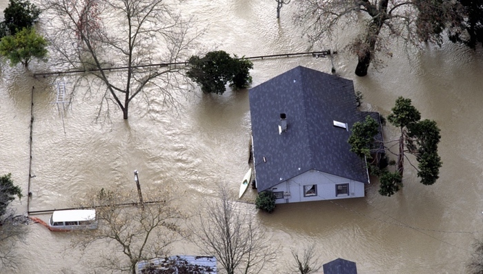 直接经济损失,洪涝,地质灾害,农作物,旱情,风雹灾害,大部,绝收,受灾面积,2019年